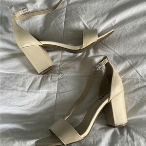 SO Nude Block Heel Sandals – Size 7.5